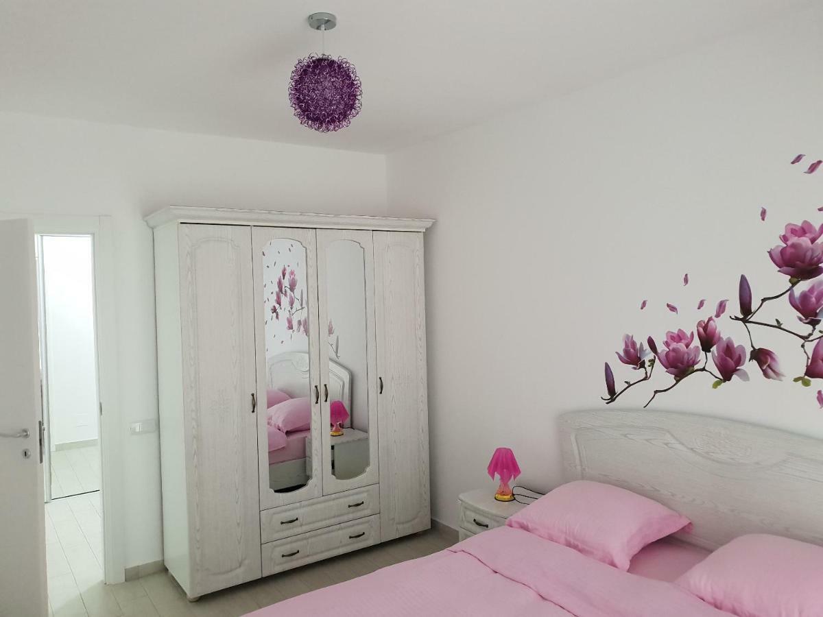 Rubik Apartament 马马亚 外观 照片